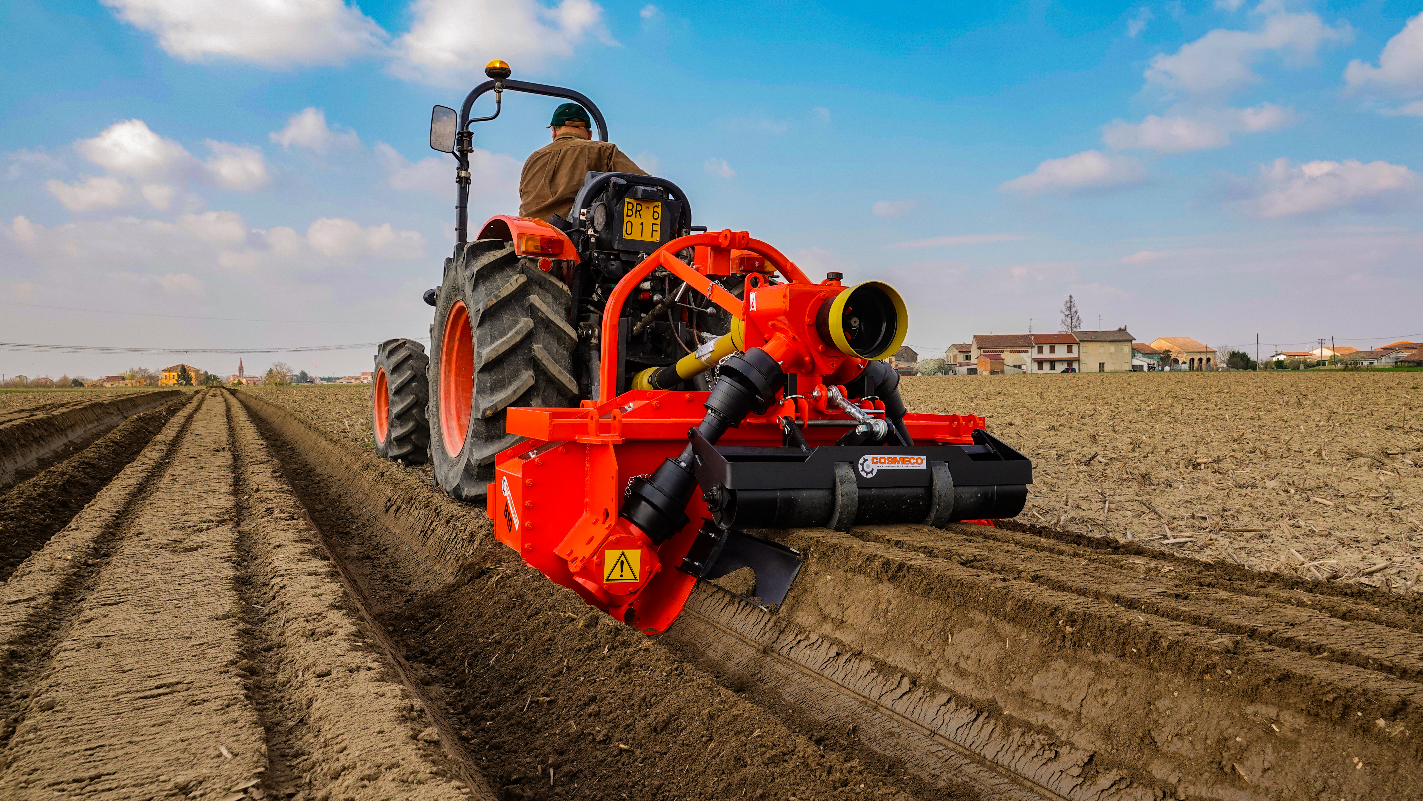 baulatura del terreno di semina per erbe aromatiche